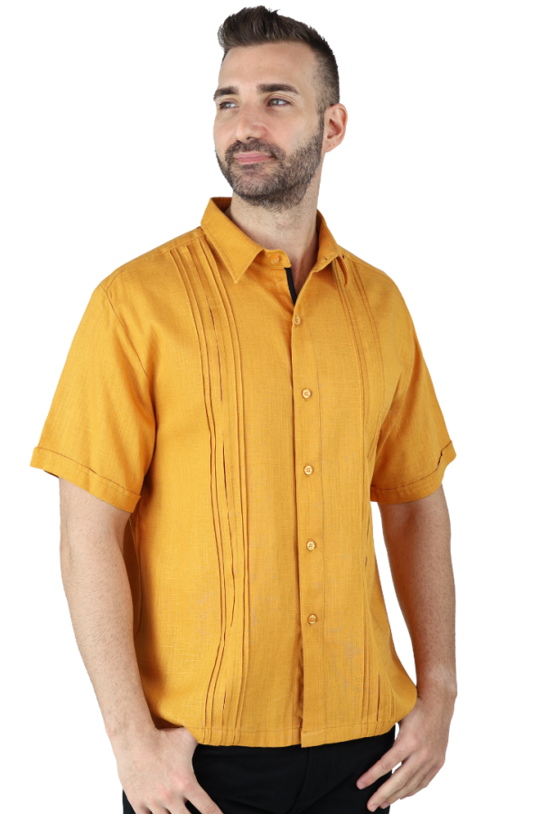 Guayamisa Estilo Clásico Manga Corta Color Mostaza Con Alforza Para Hombre